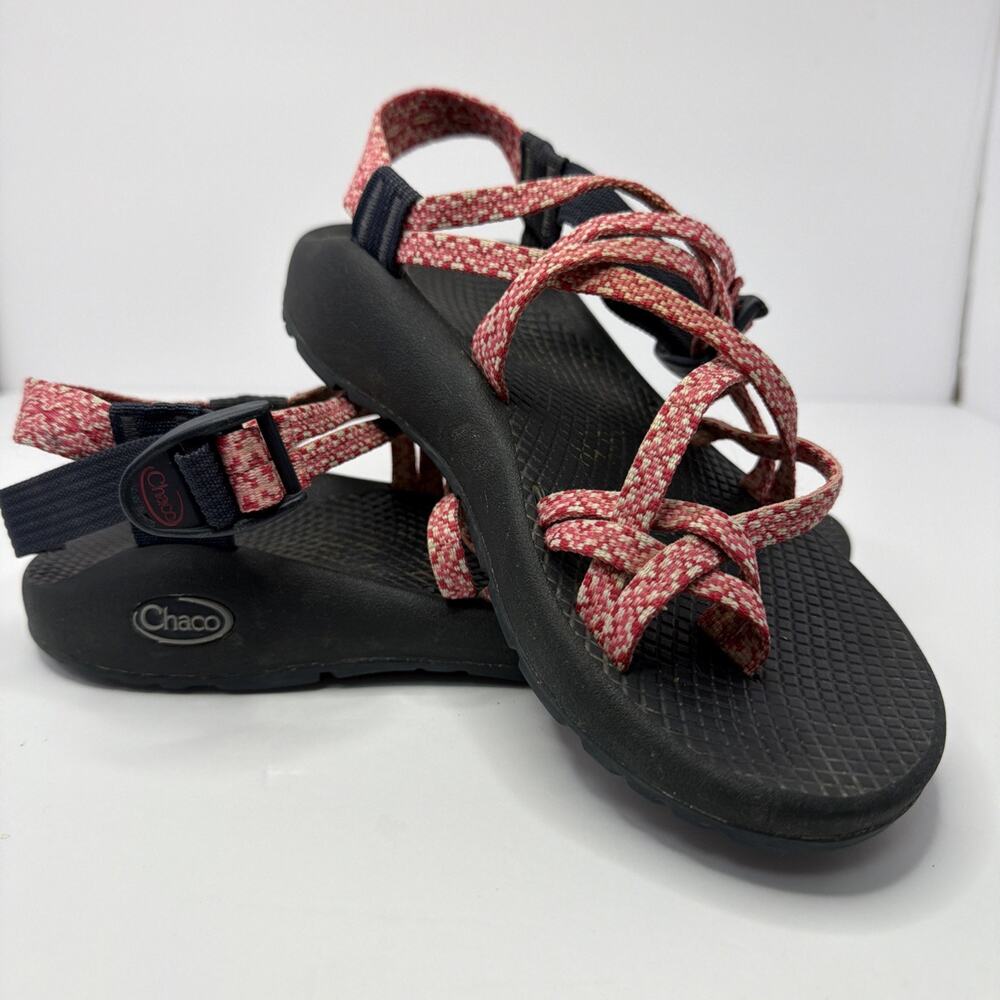 Chaco ZX/2 Yampa Women Size 7 Toe Loop Sport Vibram Sandals Coral Pink